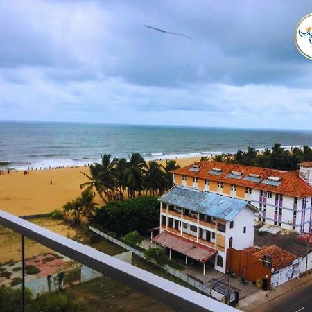 Negombo Ocean Breeze - Bliss On The Beach Luxury Apartments By Serendib Vacation Exterior foto