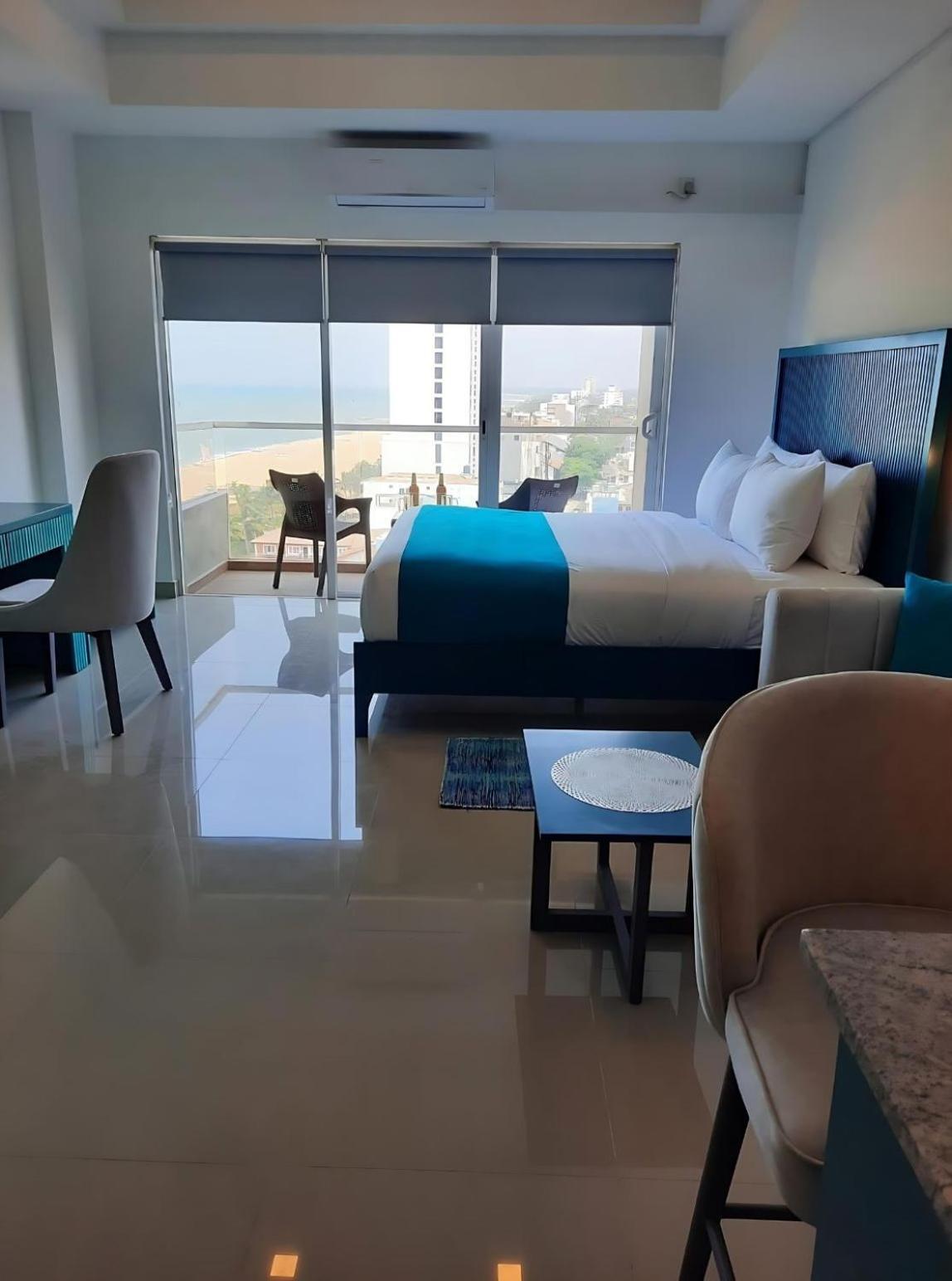 Negombo Ocean Breeze - Bliss On The Beach Luxury Apartments By Serendib Vacation Exterior foto