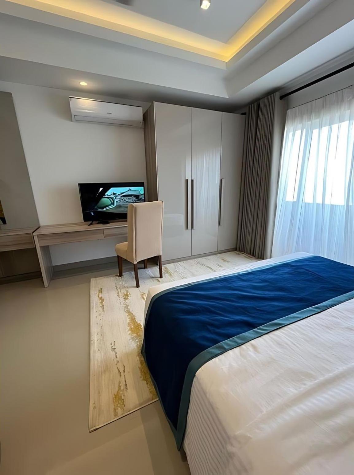 Negombo Ocean Breeze - Bliss On The Beach Luxury Apartments By Serendib Vacation Exterior foto
